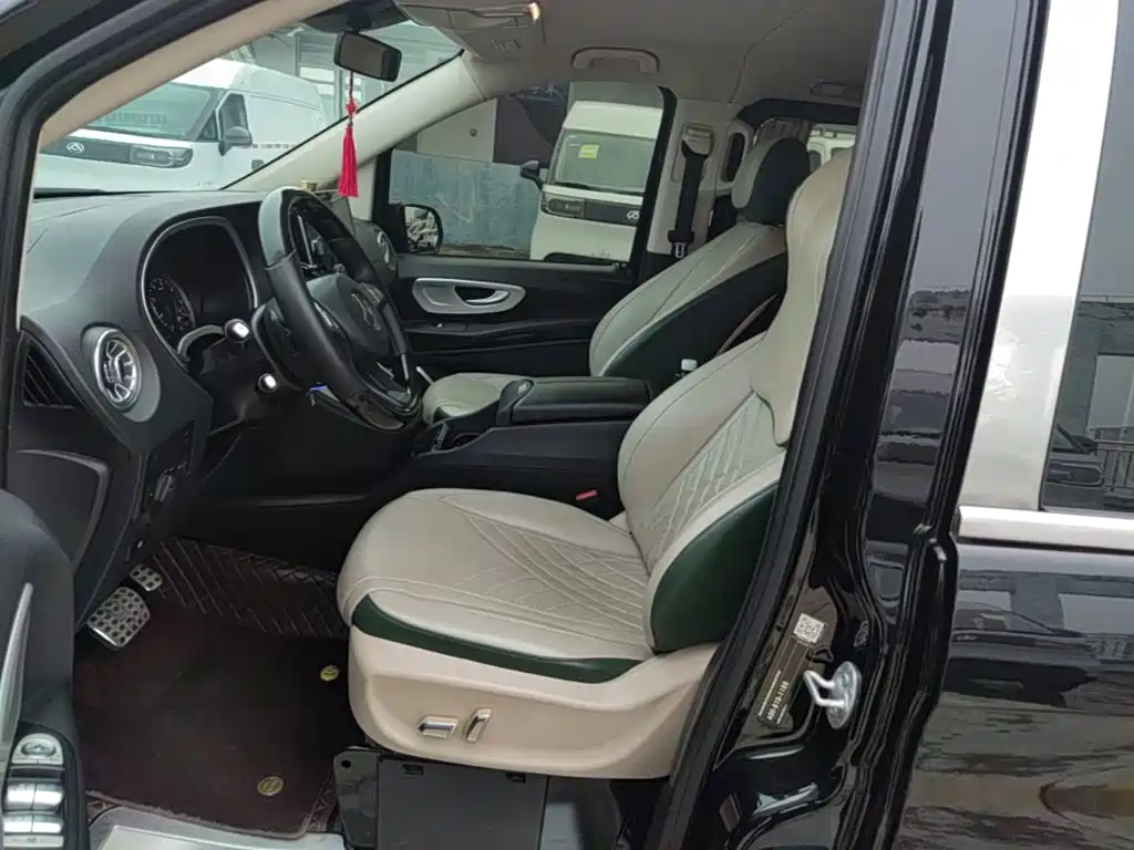 Mercedes-Benz Vito — миниатюра 15