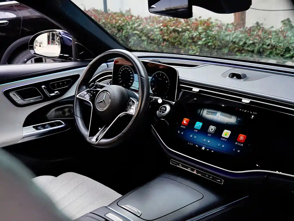 Mercedes-Benz E-Class — миниатюра 6