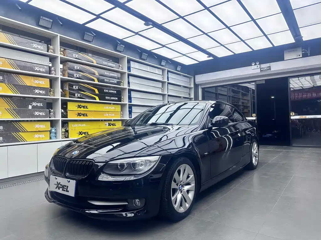 BMW 3 Series (Import) 2012