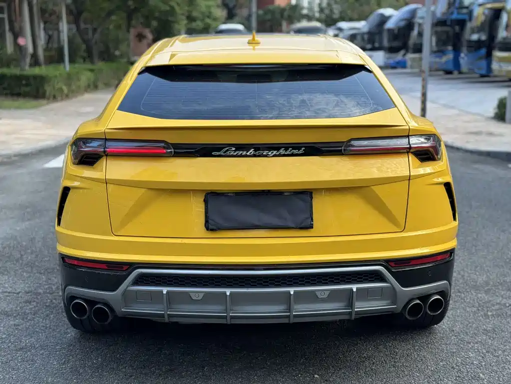 Lamborghini Urus — миниатюра 8