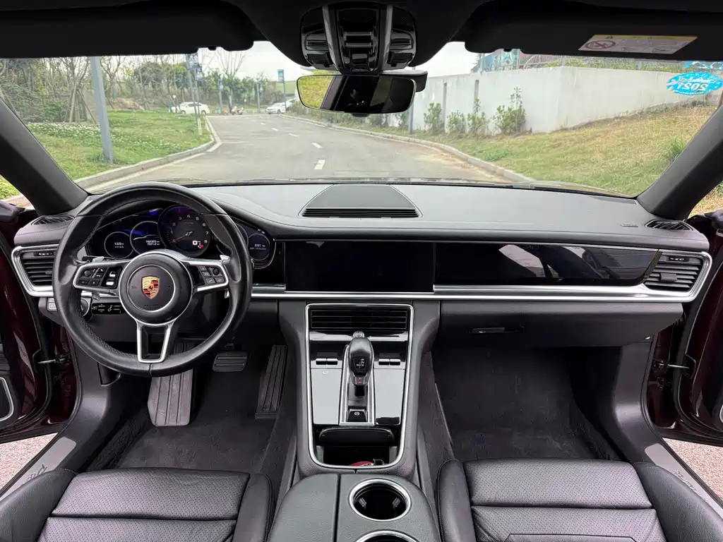 Porsche Panamera 2017 Panamera 4 Executive Long Wheelbase 3.0T