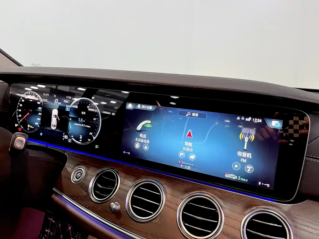 MERCEDES-BENZ E CLASS