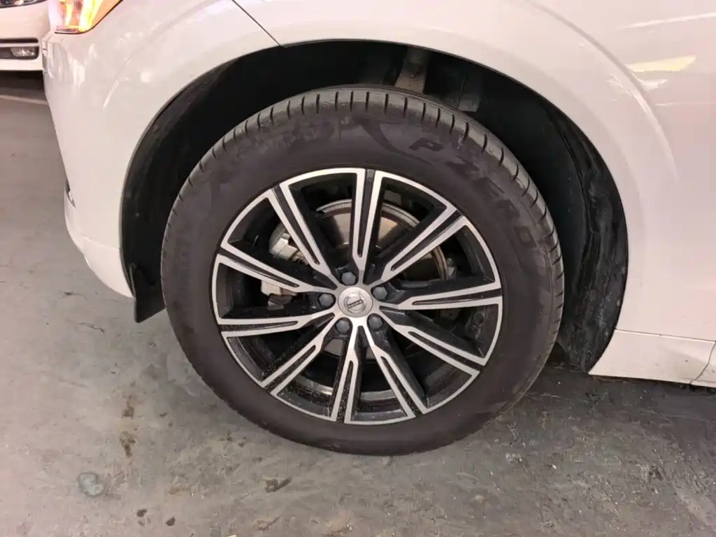 Volvo XC60 — миниатюра 23
