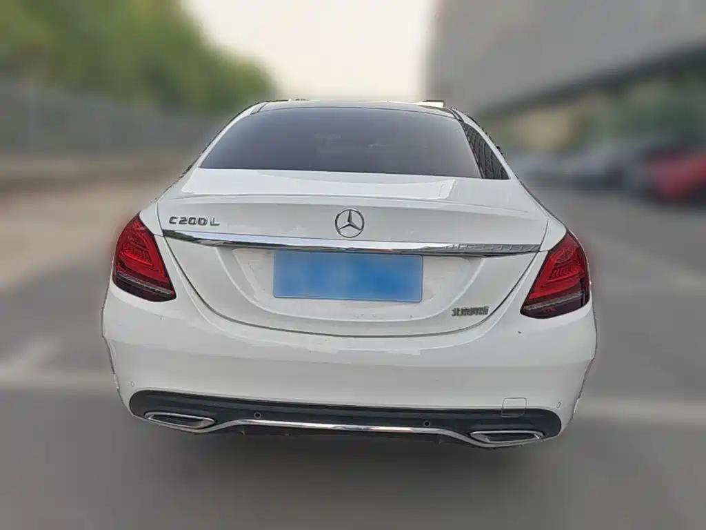 Mercedes-Benz C-Class — миниатюра 8