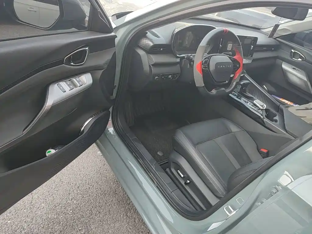 Baojun Valli — миниатюра 16