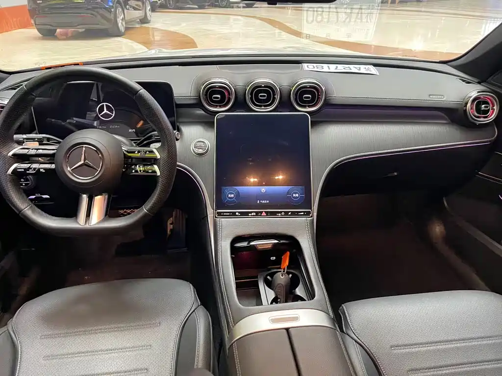 Mercedes-Benz C-Class — миниатюра 9