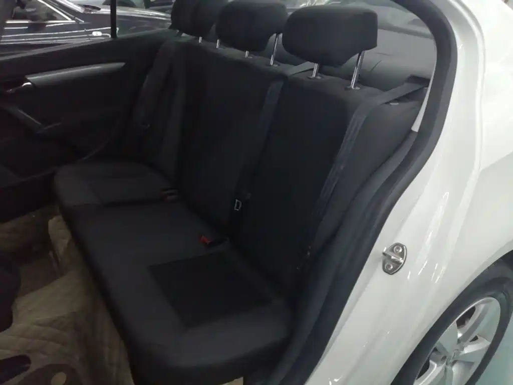 Volkswagen Lavida — миниатюра 17