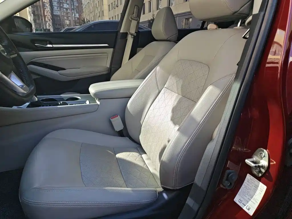 Nissan Teana — миниатюра 16