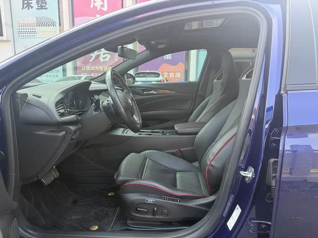 Buick Regal — миниатюра 8