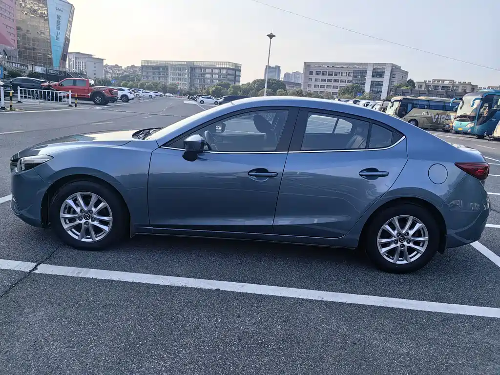 MAZDA  3 ANGKESAILA