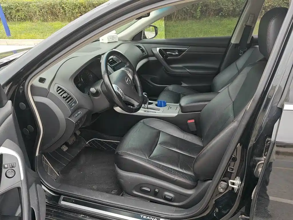 Nissan Teana — миниатюра 17