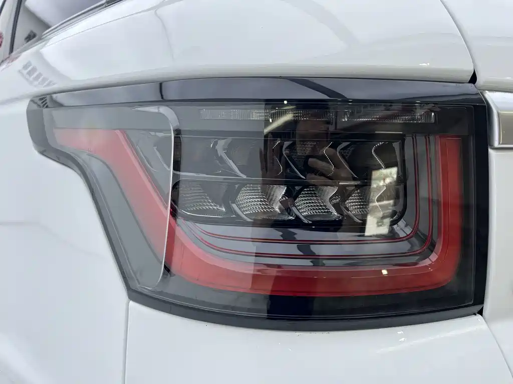 Land Rover Sport — миниатюра 25