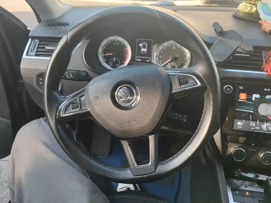 Skoda Octavia — миниатюра 15