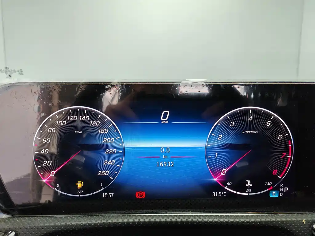 Mercedes-Benz A-Class — миниатюра 8
