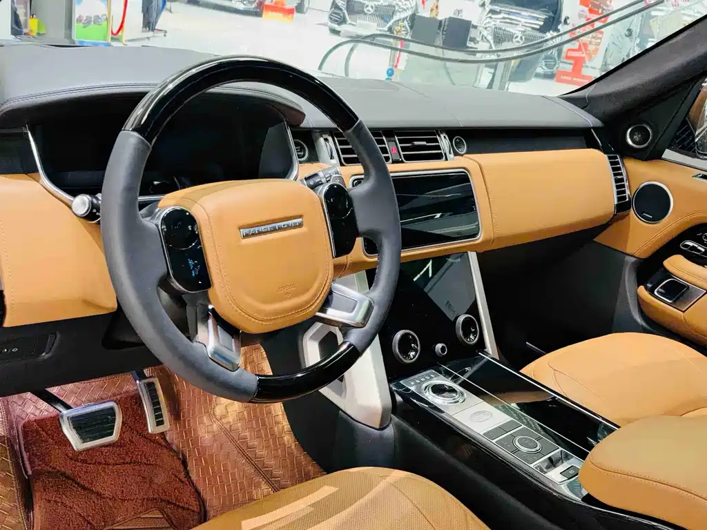 Land Rover Range Rover — миниатюра 12