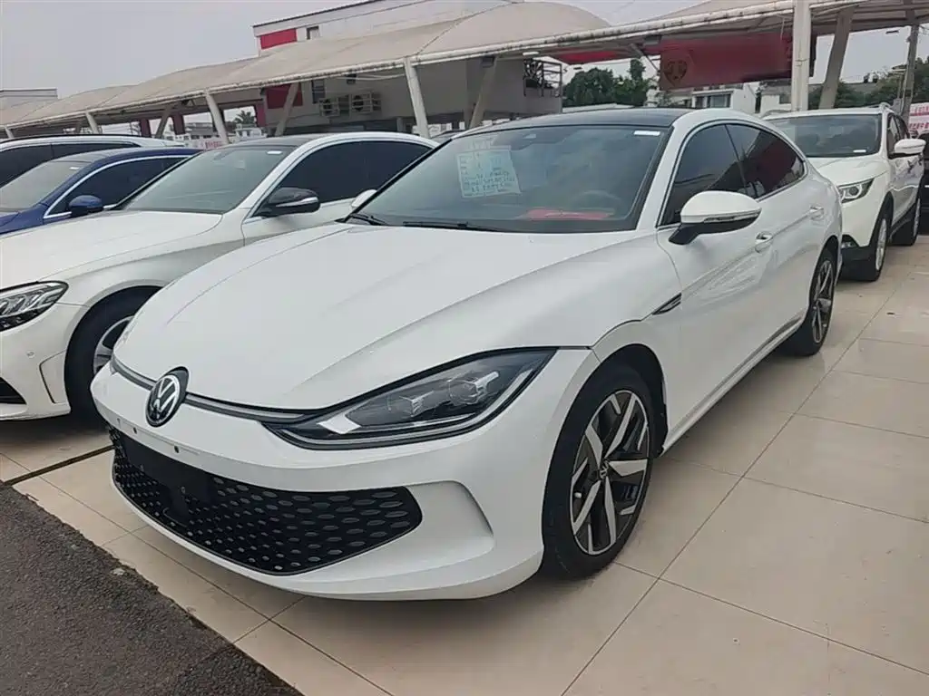 Купить Volkswagen Lamando