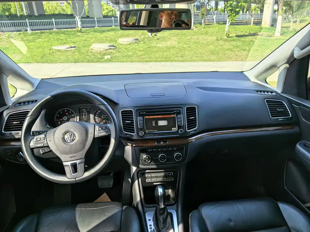 Volkswagen Xia 2013 1.8TSI Comfort