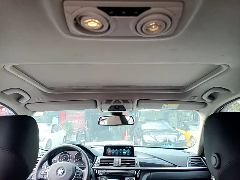 BMW 3 Series — миниатюра 18