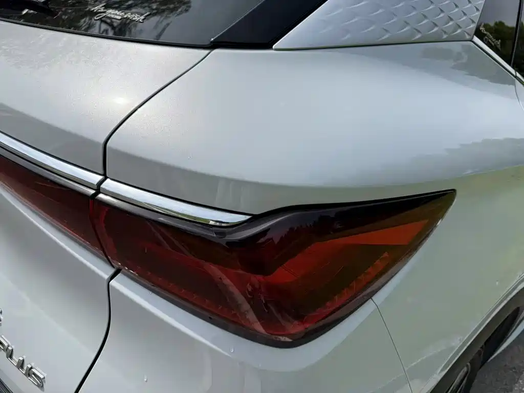 BYD Yuan Plus — миниатюра 8