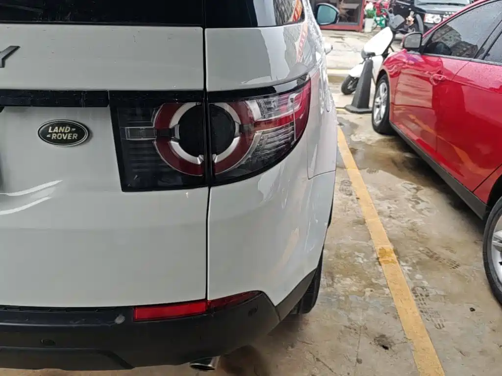 Land Rover Discovery Sport — миниатюра 8