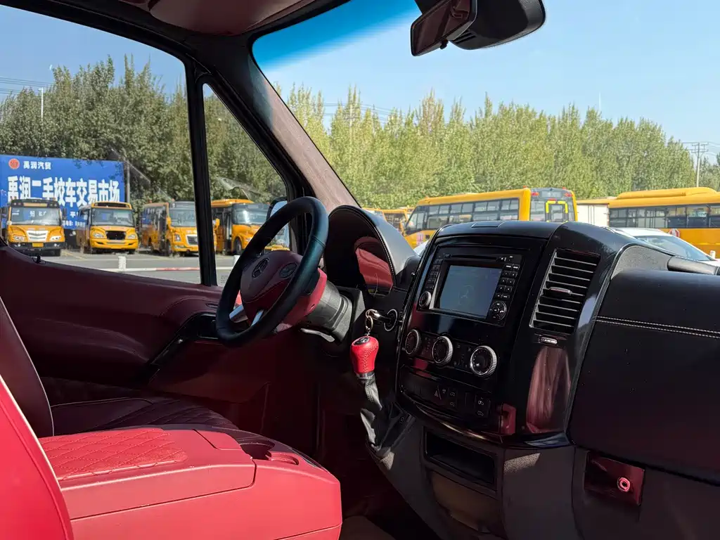Mercedes-Benz Sprinter — миниатюра 8