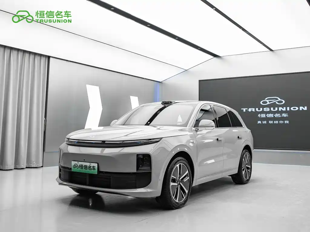 Li Auto Li L6 2025