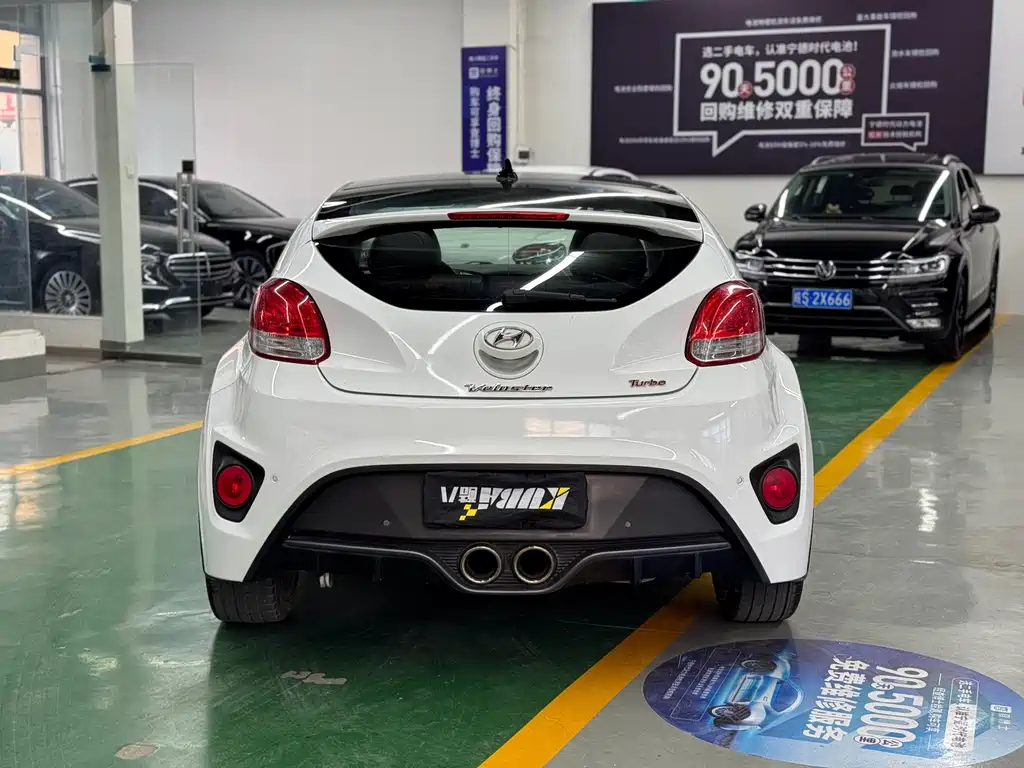 Hyundai Veloster — миниатюра 11