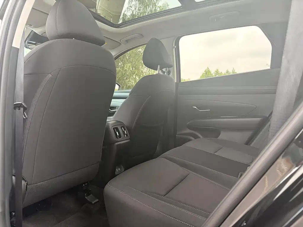 Hyundai Tucson — миниатюра 9