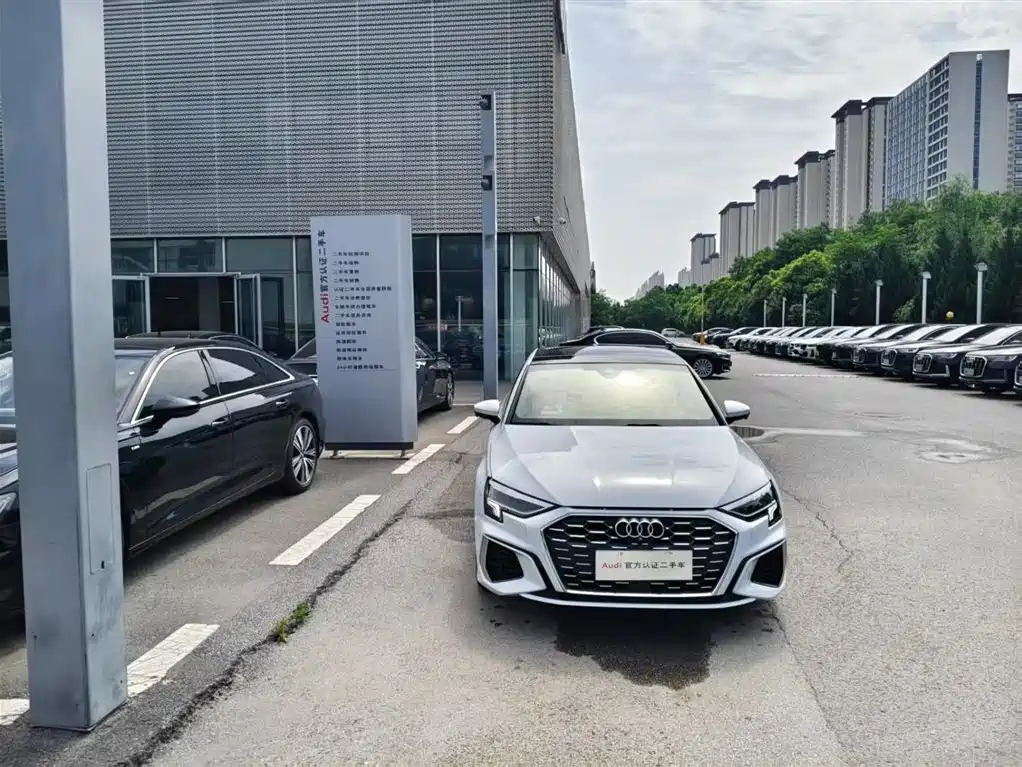 Купить Audi A3