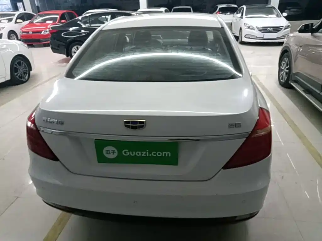 Geely Emgrand — миниатюра 6