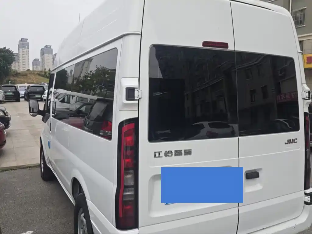 JMC JMC Fushun — миниатюра 9