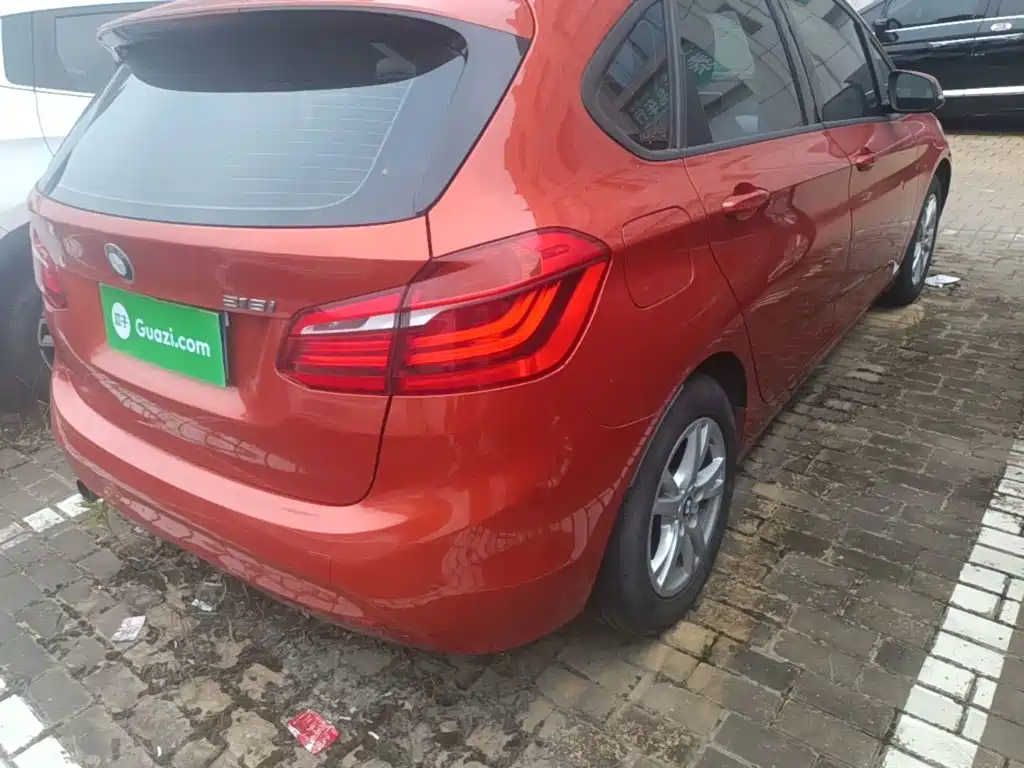 BMW 2 Series Active Tourer — миниатюра 7