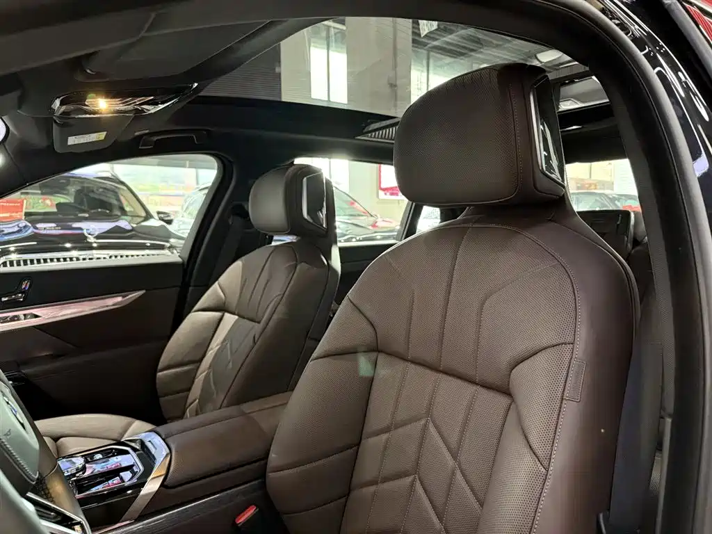 BMW 7 Series — фотографии объявления, Фото 26