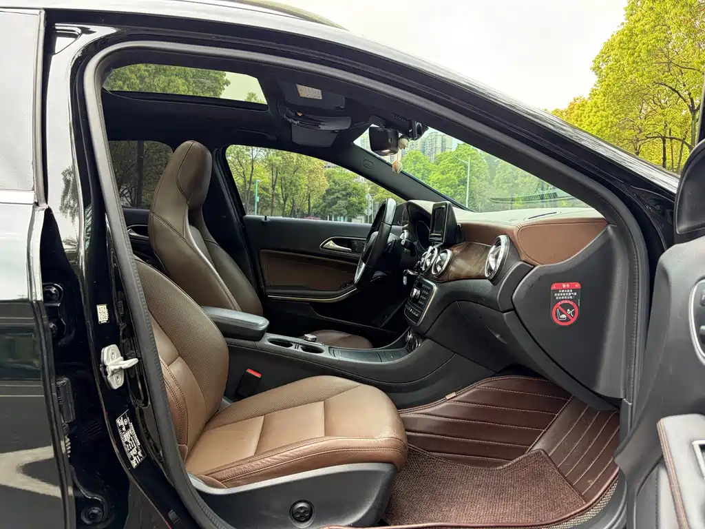 Mercedes-Benz GLA — миниатюра 16