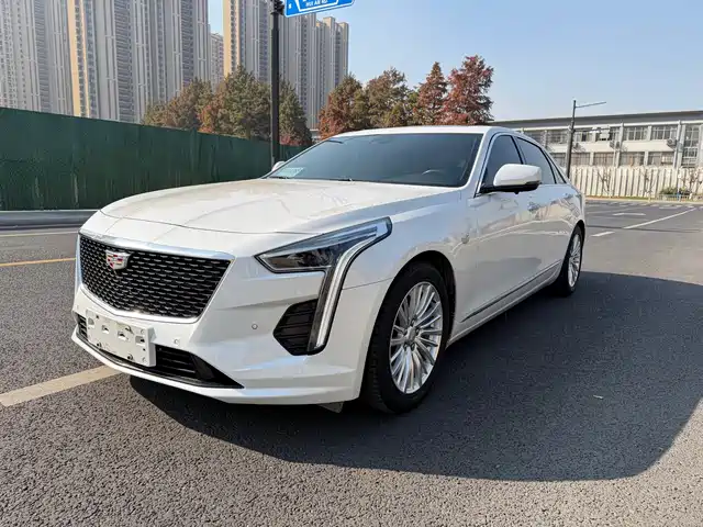 CADILLAC CT6