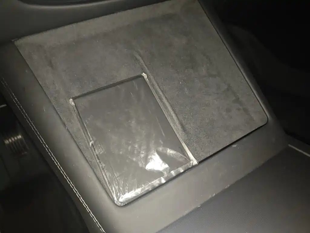Tesla Model 3 — миниатюра 9