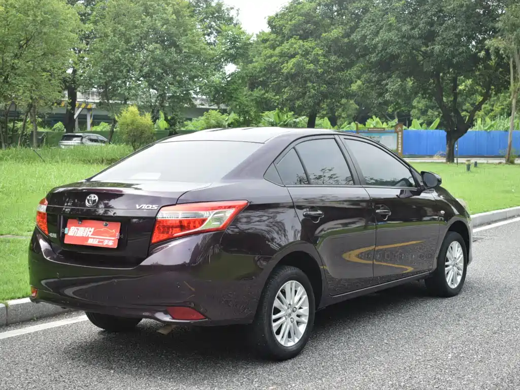 Toyota Vios — миниатюра 6