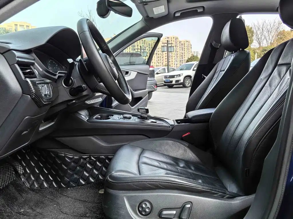Audi A4L — миниатюра 5