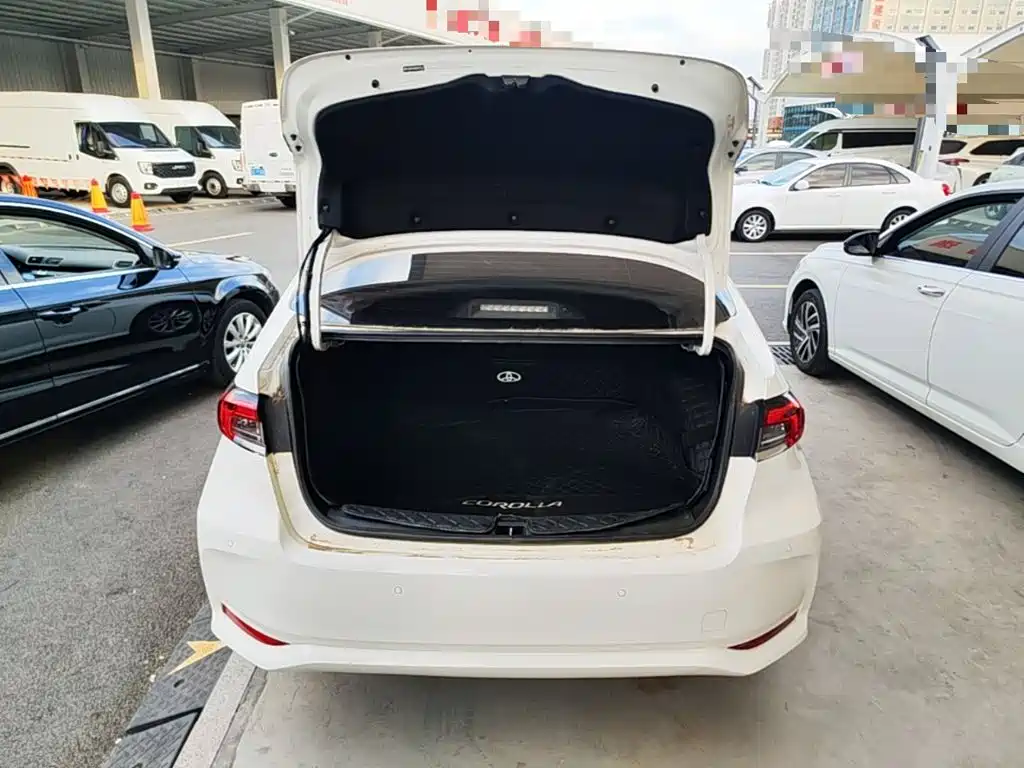 Toyota Corolla — миниатюра 19