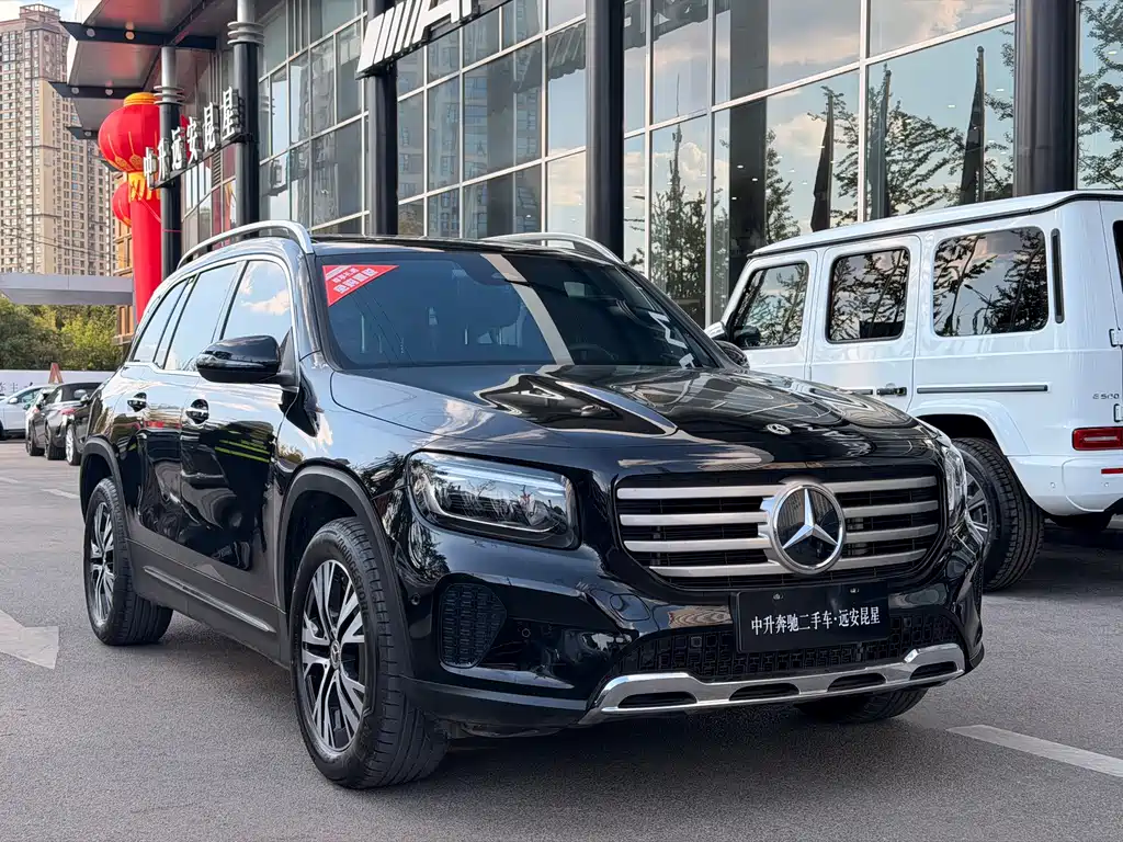 Mercedes-Benz GLB — миниатюра 4