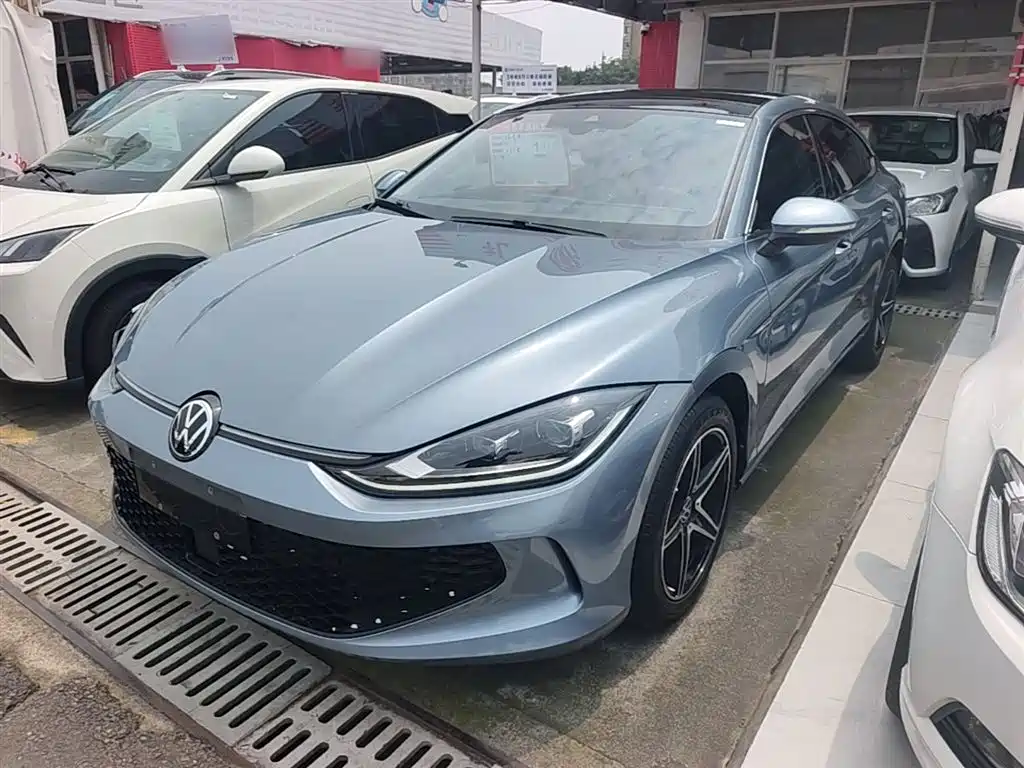 Купить Volkswagen Lamando