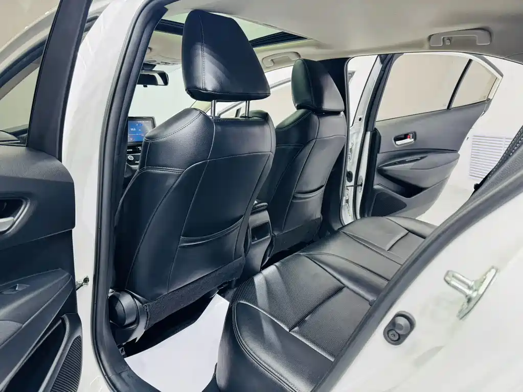 Toyota Corolla — миниатюра 10