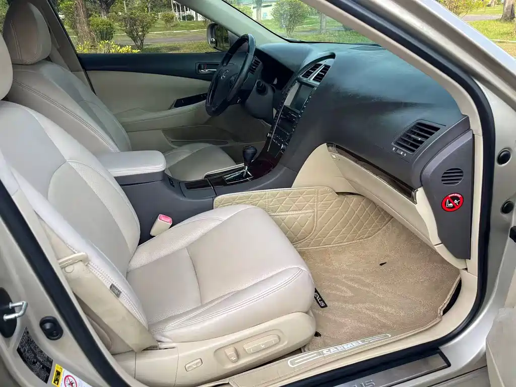 Lexus ES — миниатюра 15