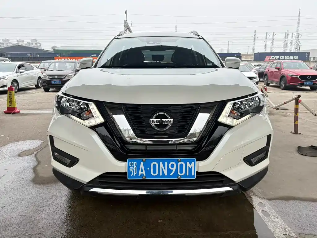 NISSAN QIJUN