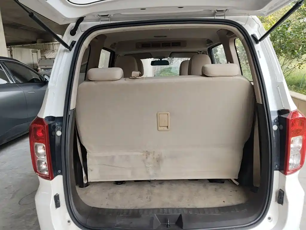 Wuling Hongguang — миниатюра 19