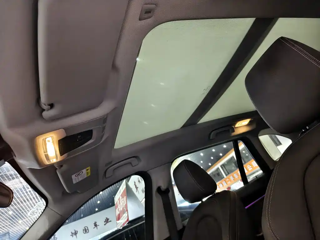 BMW X1 — миниатюра 10