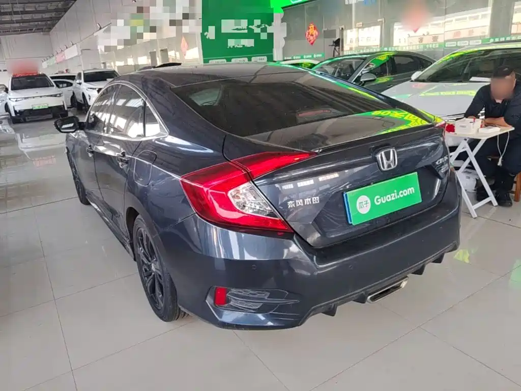 Honda Civic — миниатюра 5
