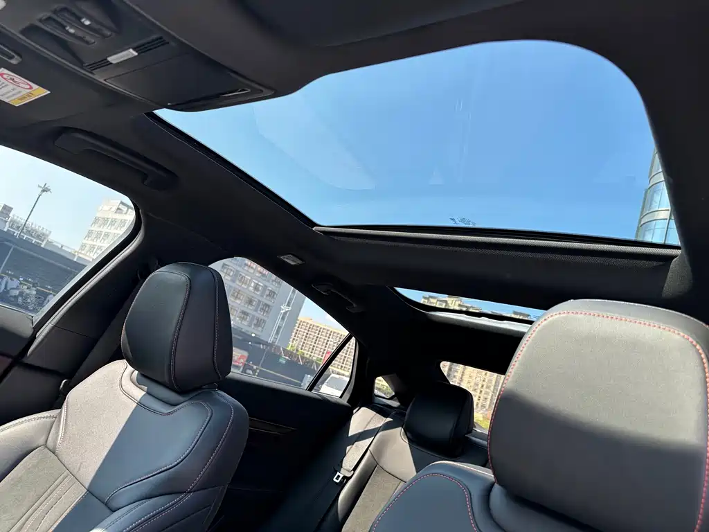 Ford Mondeo — миниатюра 9