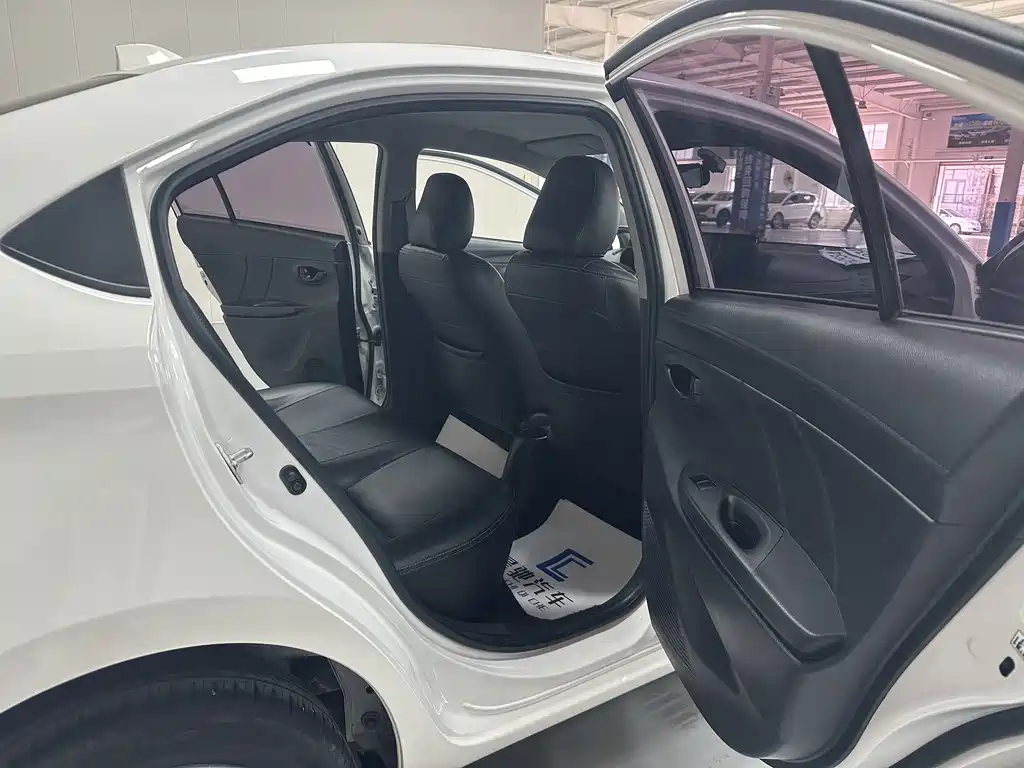 Toyota Vios — миниатюра 14