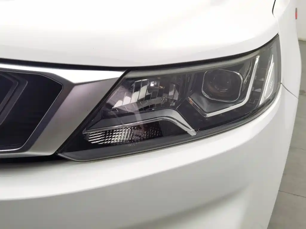 Geely Vision X6 — миниатюра 7